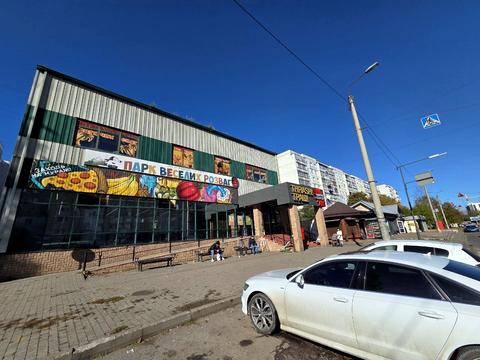 комерційна за адресою Василя Стуса вул., 11а