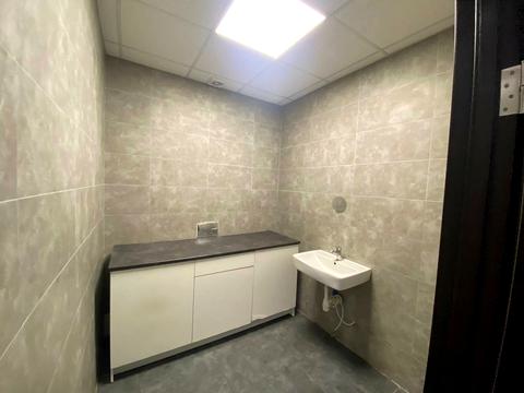 комерційна за адресою Львів, Дмитра Данилишина вул., 6