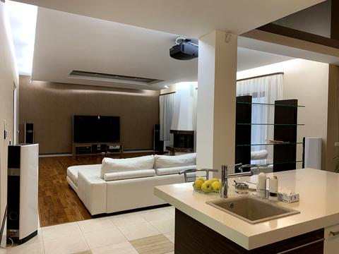 будинок за адресою Нова