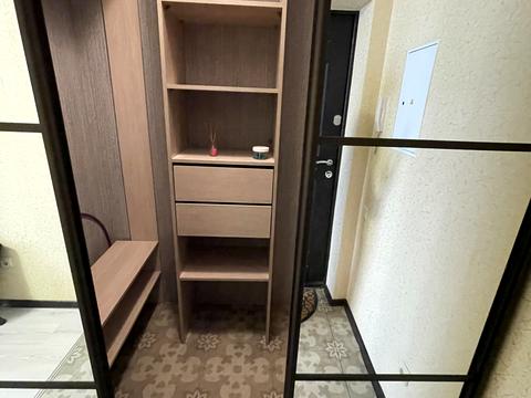 квартира за адресою Анни Ахматової вул., 22