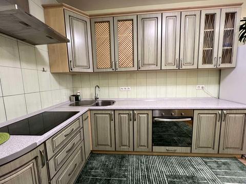 квартира по адресу Семьи Кульженков ул. (Дегтяренко Петра), 35