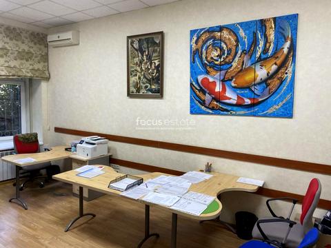 комерційна за адресою Микільсько-Ботанічна вул., 3