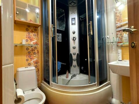 квартира за адресою Науки просп. (Леніна), 49а