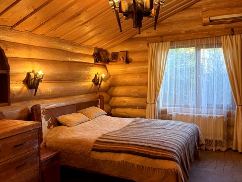 коммерческая по адресу с. Богданы, Киевская ул., 5