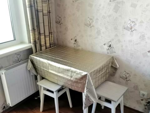 квартира за адресою Софії Русової вул., 1