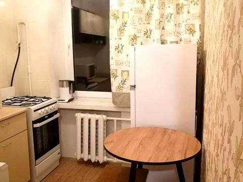 квартира за адресою Академіка Глушкова просп., 24