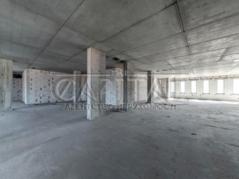 комерційна за адресою Степана Бандери просп. (Московський), 15