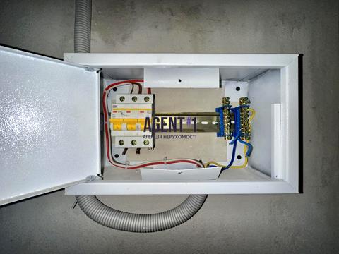 комерційна за адресою Героїв Небесної Сотні просп., 36/1