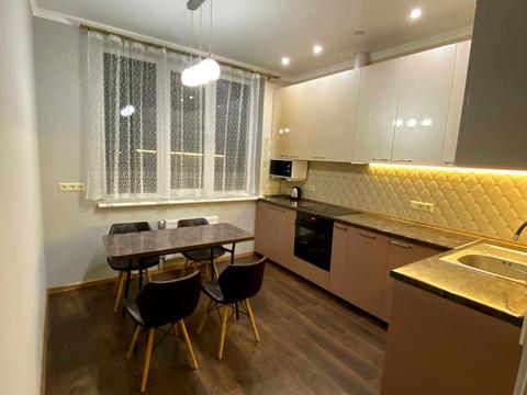 квартира за адресою Костанді вул., 104
