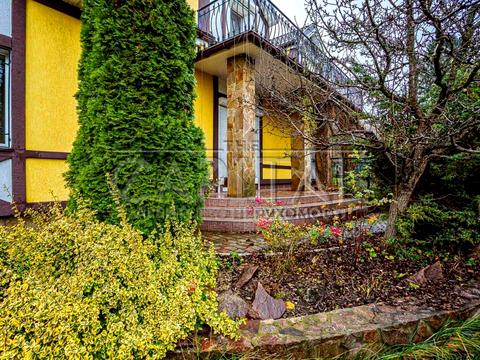 будинок за адресою Луговий пров.