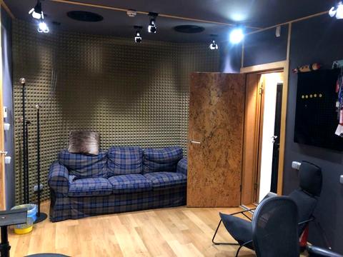 коммерческая по адресу Валерия Лобановского просп. (Краснозвездный), 4-Ж