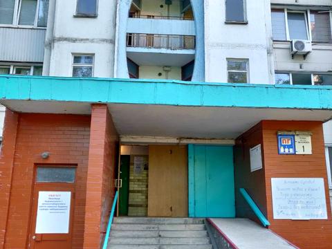 квартира за адресою Феофіла Яновського вул., 1