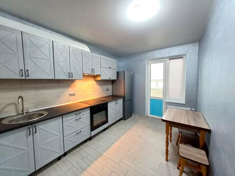 квартира за адресою Академіка Глушкова просп., 139