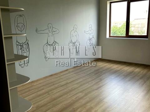 комерційна за адресою Анатолія Солов'яненка вул., 78