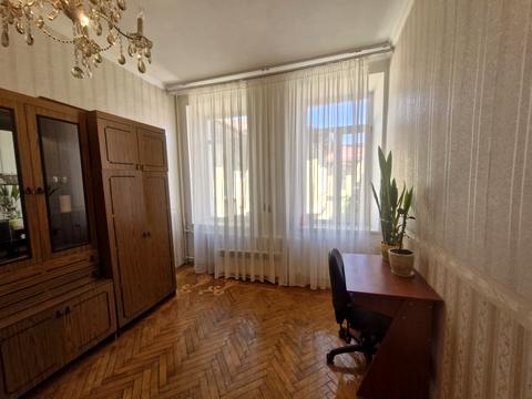 квартира за адресою Кінна вул., 11