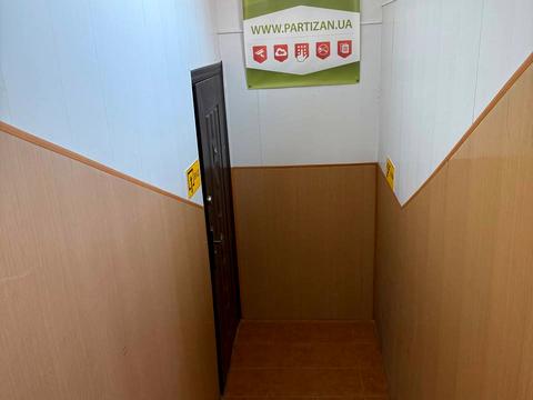 комерційна за адресою Завадського вул., 54