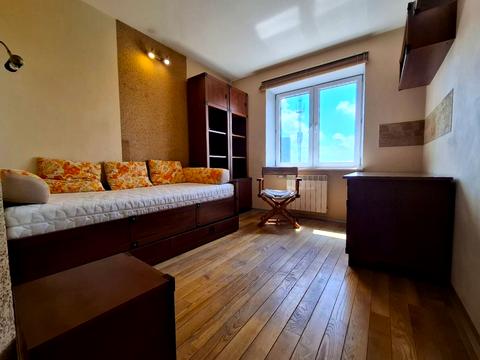 квартира за адресою Святошинська площа, 1