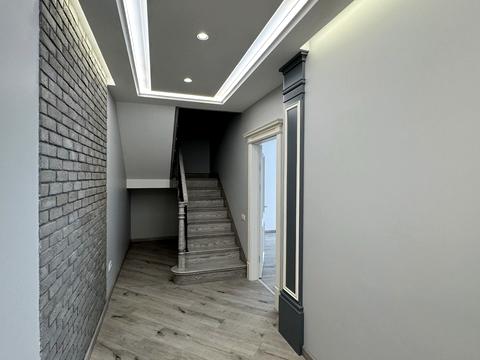 квартира за адресою Анни Ахматової вул., 22