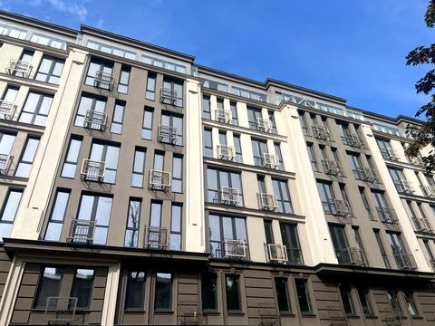 комерційна за адресою Велика Арнаутська вул., 115