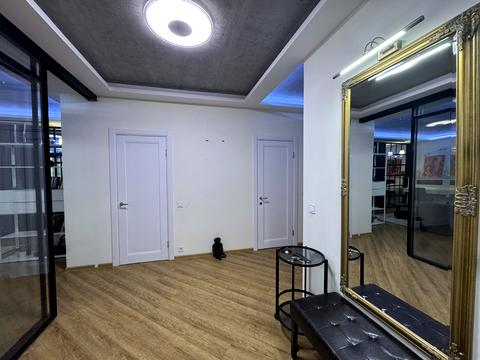 квартира за адресою Анни Ахматової вул., 22
