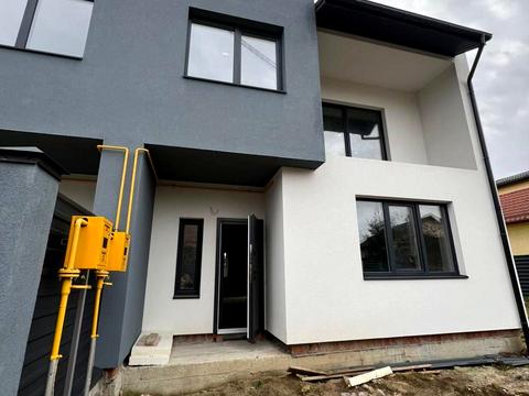 будинок за адресою Бічна Сонячна вул., 8
