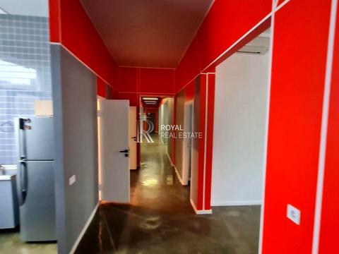 комерційна за адресою Лаврська вул. (Січневого Повстання), 16