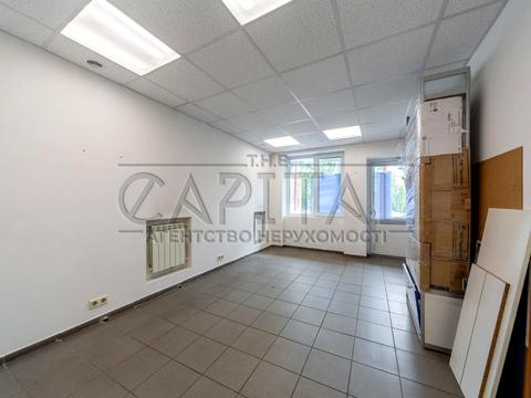 комерційна за адресою Тараса Шевченка бульв., 38