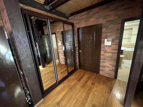 квартира за адресою Андріївський узвіз, 2-Г