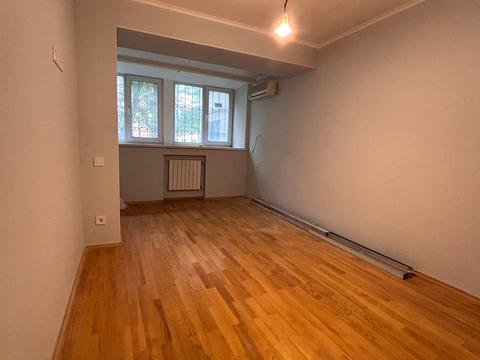 квартира по адресу Академика Янгеля ул., 4