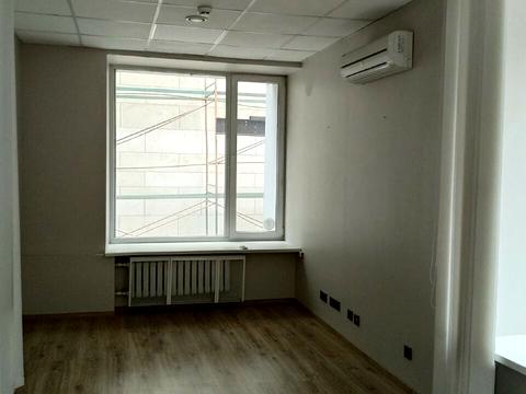 комерційна за адресою вул. Болсуновська, 8