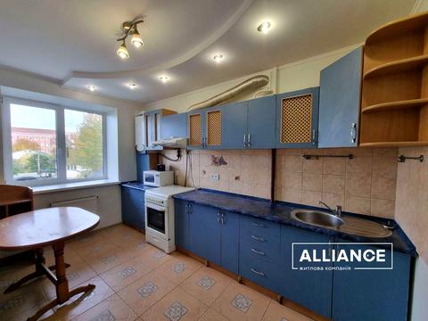 квартира за адресою Курінного Чорноти вул., 2