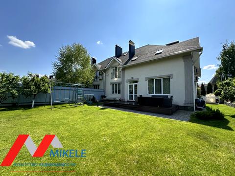 будинок за адресою Катерини Білокур вул., 13