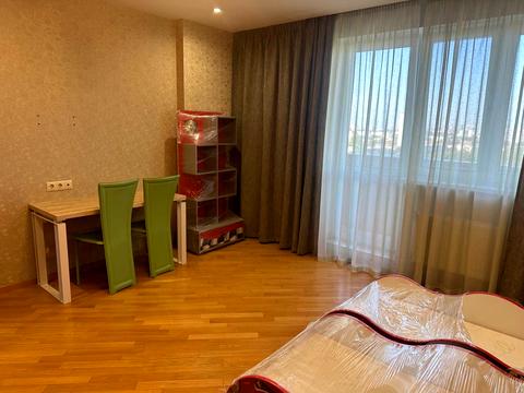 квартира за адресою Героїв Оборони вул., 10-А