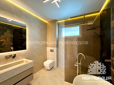 будинок за адресою Тютюнова, 1