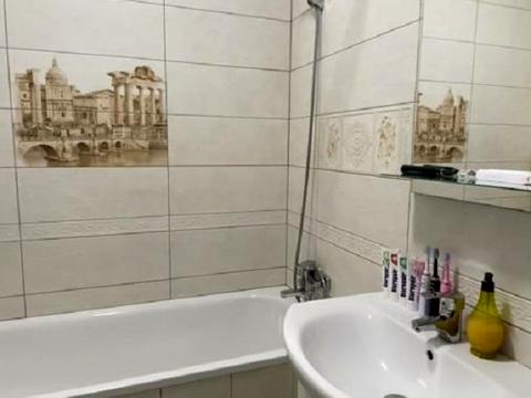 квартира за адресою Довженка вул., 37