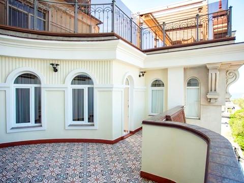 комерційна за адресою Деволанівський узвіз, 12