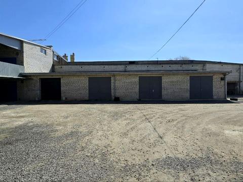паркомісце за адресою Богдана-Ігора Антонича вул., 17