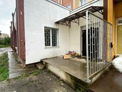 комерційна за адресою Федьковича вул., 7А