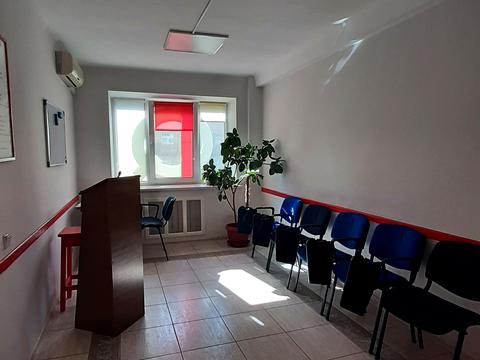 комерційна за адресою Велика Васильківська вул. (Червоноармійська), 45/17