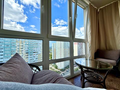 квартира за адресою Софії Русової вул., 7