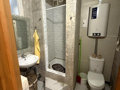 квартира за адресою Броварський просп., 93