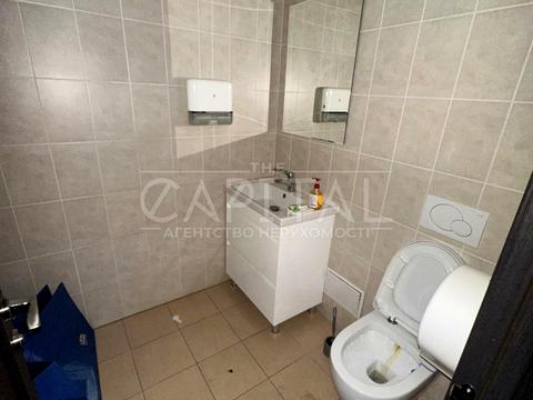 комерційна за адресою Велика Житомирська вул., 20