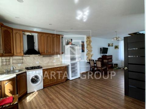 дом по адресу с. Горенка, Добробутівська