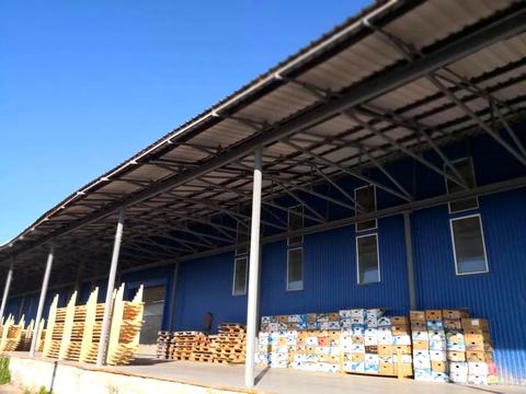 комерційна за адресою Паркова вул., 7