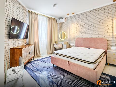 квартира по адресу Братская ул., 12