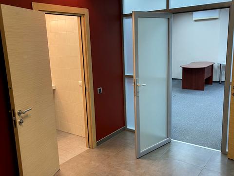 коммерческая по адресу Сапёрно-Слободская ул., 22