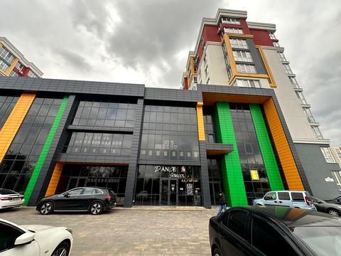 комерційна за адресою Машинобудівників вул., 16