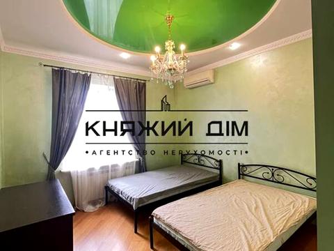квартира по адресу Дмитриевская ул., 69