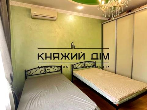 квартира по адресу Дмитриевская ул., 69