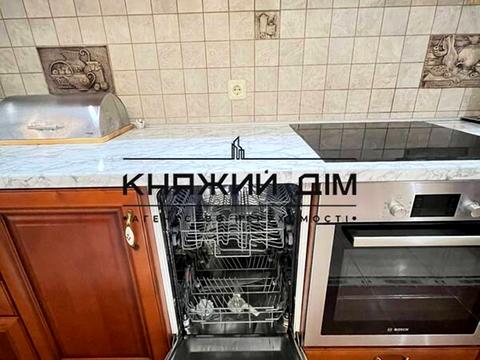 квартира по адресу Дмитриевская ул., 69